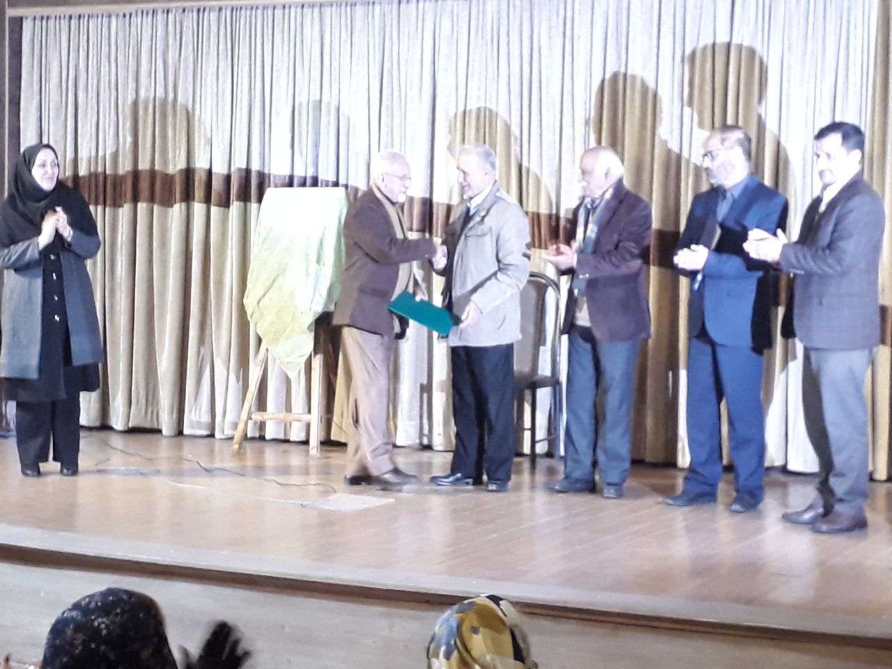 برگزاری   “همایش زبان مادری” توسط انجمن مفاخر شهرستان  با همکاری اداره فرهنگ وارشاد اسلامی شهرستان لاهیجان