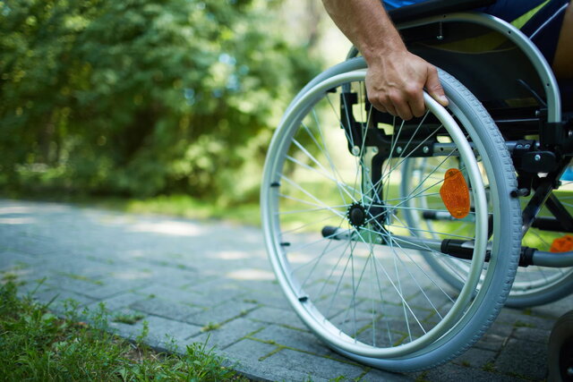 یک پیشنهاد درباره مناسب‌سازی معابر برای معلولان