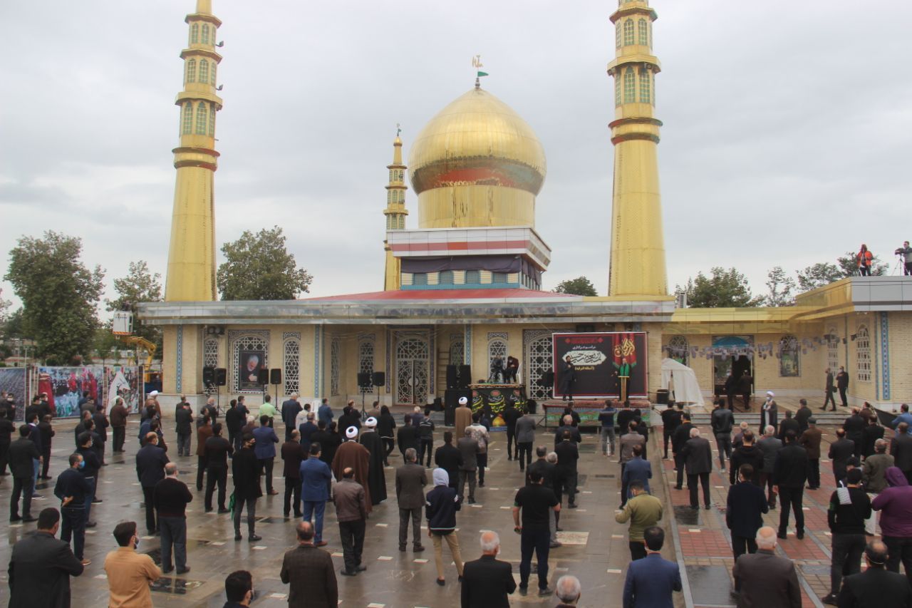 اجتماع اربعین حسینی صبح روز پنجشنبه ۹۹/۷/۱۷ با رعایت پروتکل های بهداشتی در صحن حرم مطهر شهدای آستانه اشرفیه