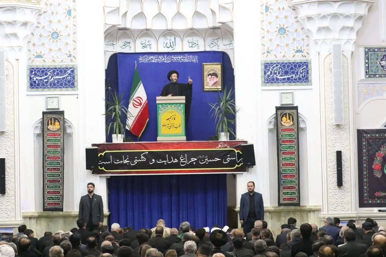 امتی که امام حسین دارد نباید زیر یوغ استعمار باشد