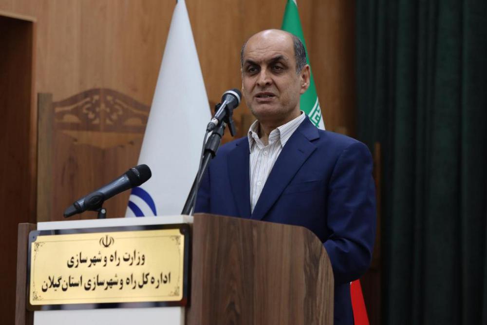 مدارک تخصیص زمین طرح جوانی جمعیت به ۲۰۰ خانوار گیلانی اهدا شد/ استاندار: بلند مرتبه سازی قیمت مسکن را کاهش می‌دهد