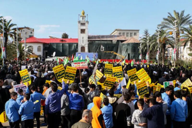 مردم گیلان تجاوز آمریکا به تاسیسات هسته‌ای ایران را محکوم کردند