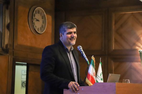 بازگیر: مشکلات محیط زیست ریشه در نبود آموزش دارد / مدیرکل حفاظت محیط زیست فارس: آموزش و تسهیلگری حلقه اتصال پیشبرد اهداف محیط زیستی است