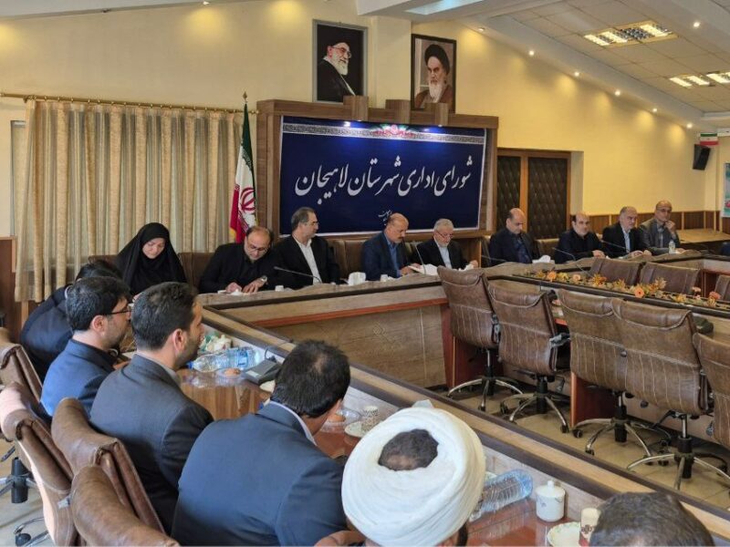 گیلان می‌تواند به اندازه نفت برای کشور درآمدزایی کند | لاهیجان یک موزه روباز است