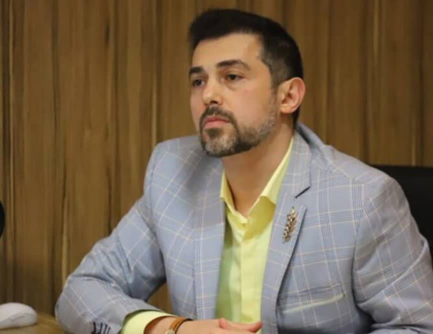 تلفیق طبیعت‌گرایی و یادمان شهدا در میدان جهاد رشت